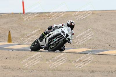 media/May-05-2025-Moto Forza (Mon) [[3c1838c5e5]]/2-B Group/Session 4 (Turn 12)/